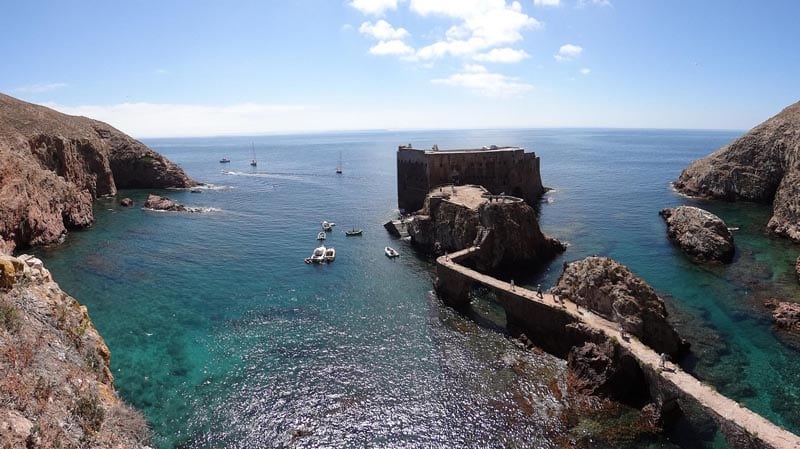 Cómo llegar a la Isla Berlenga Grande, el spot más encantador y paradisíaco de Portugal