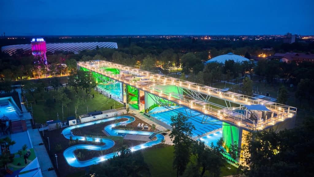 Hungría acaba de abrir Aquaticum Debrecen Strand, el parque acuático más grande de Europa