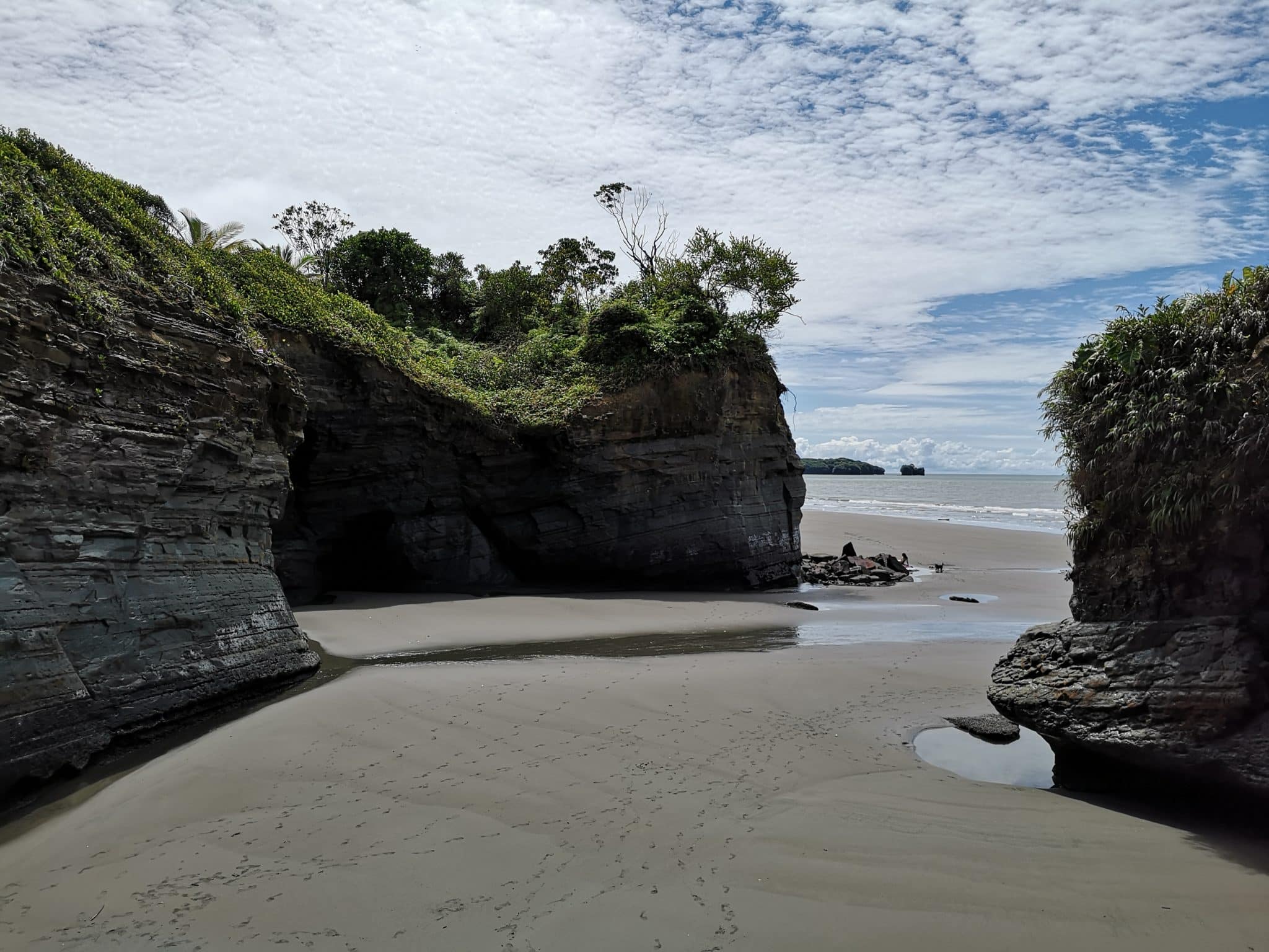 image Ladrilleros Beach. Uramba National Park scaled