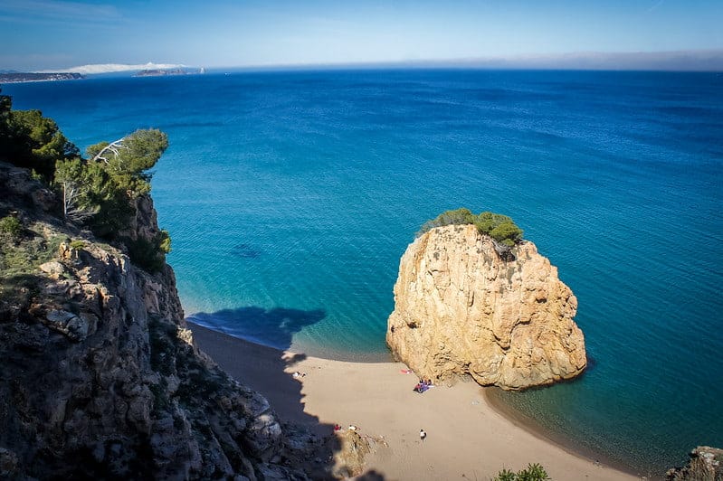 image playas de cataluña 4 Platja de Illa Roja