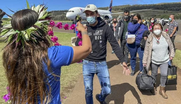 Aterrizó en la Isla de Pascua el primer vuelo con turistas tras dos años de cierre por la pandemia