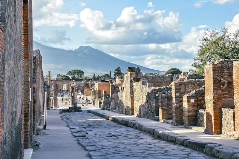 image sur de Italia 6 Pompeya