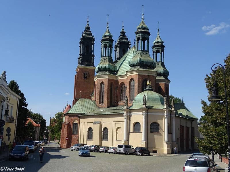 image lugares que ver en Poznan 2 Basilica Menor de Poznan