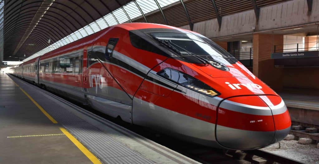 Comenzó a operar Iryo, el nuevo tren de alta velocidad de España, y estos son los destinos a los que puedes viajar