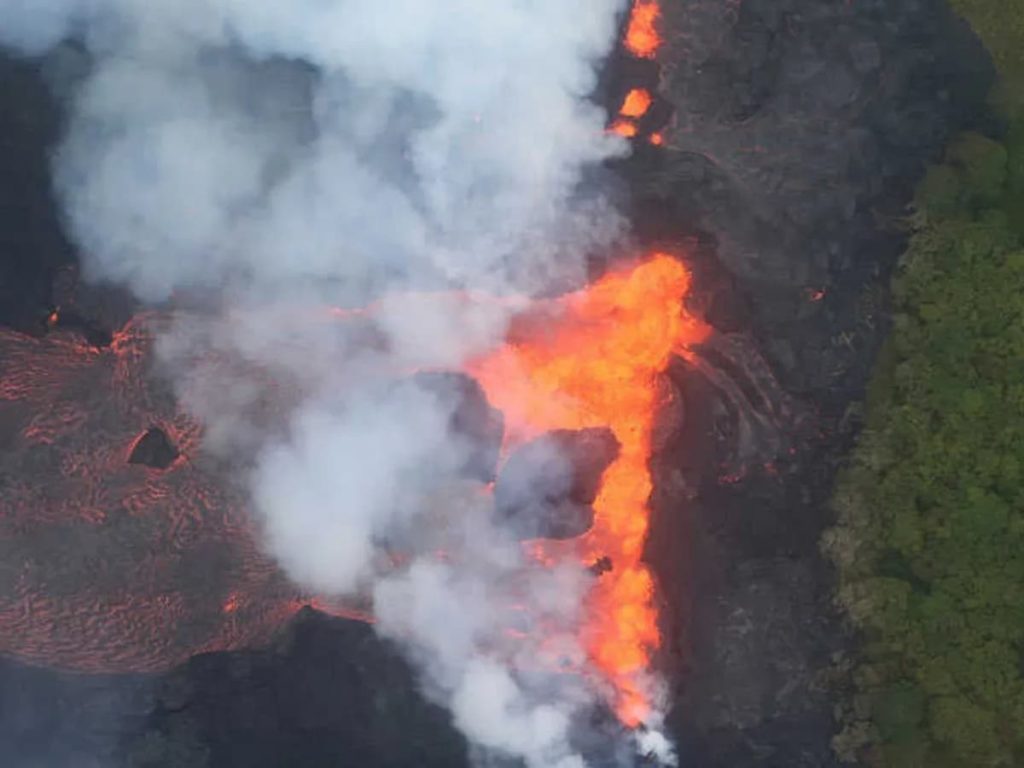 image volcán activo más grande del mundo mauna loa volcan hawaii