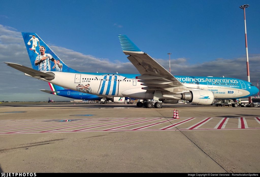 Aerolíneas Argentinas anunció un nuevo vuelo a Qatar para quienes quieran alentar a la Selección en la final del Mundial