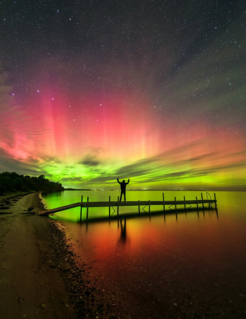 image auroras boreales auroras boreales 17 RuslanMerzlyakov RedSkies 790x1024 1