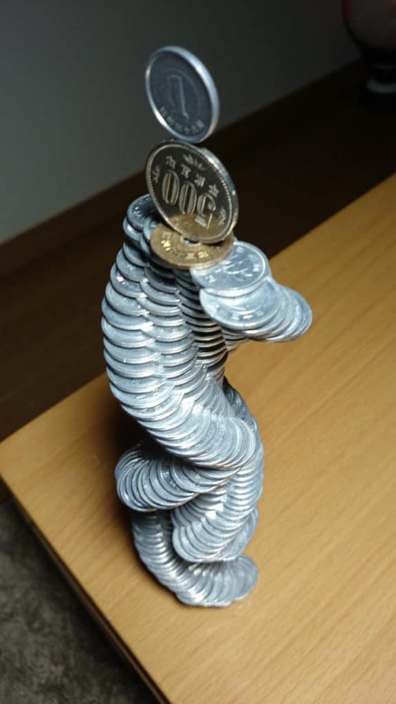 image monedas thumb tani coin stacking sculptures 5