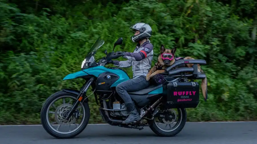 image 230106122955 02 woman riding motorcycle around the world with dog guatemala