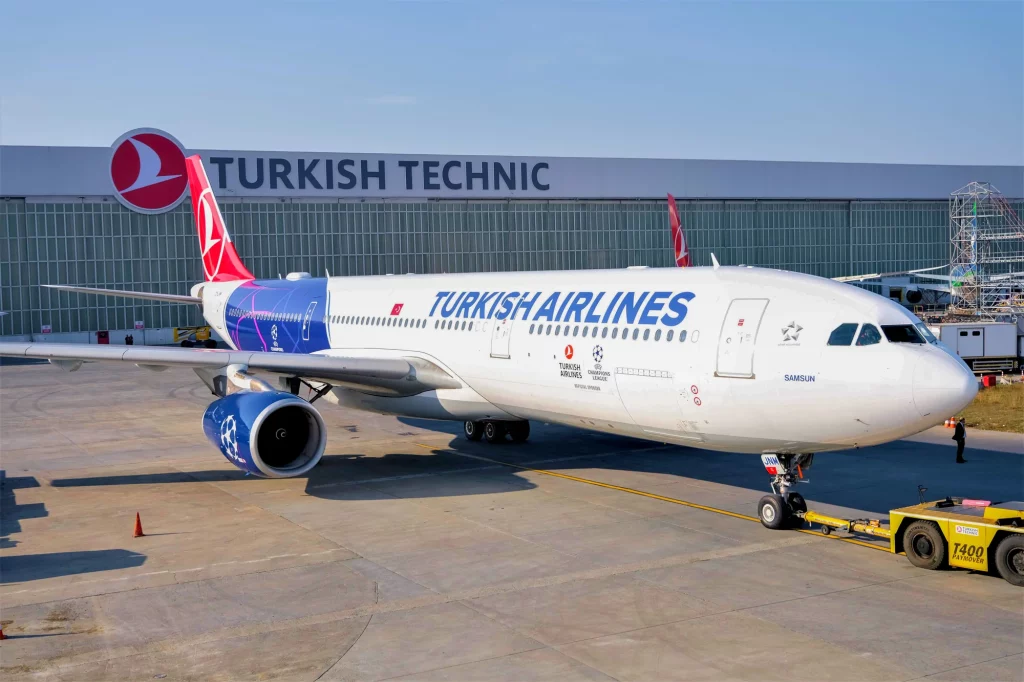 image UEFA UEFA turkish airlines 1