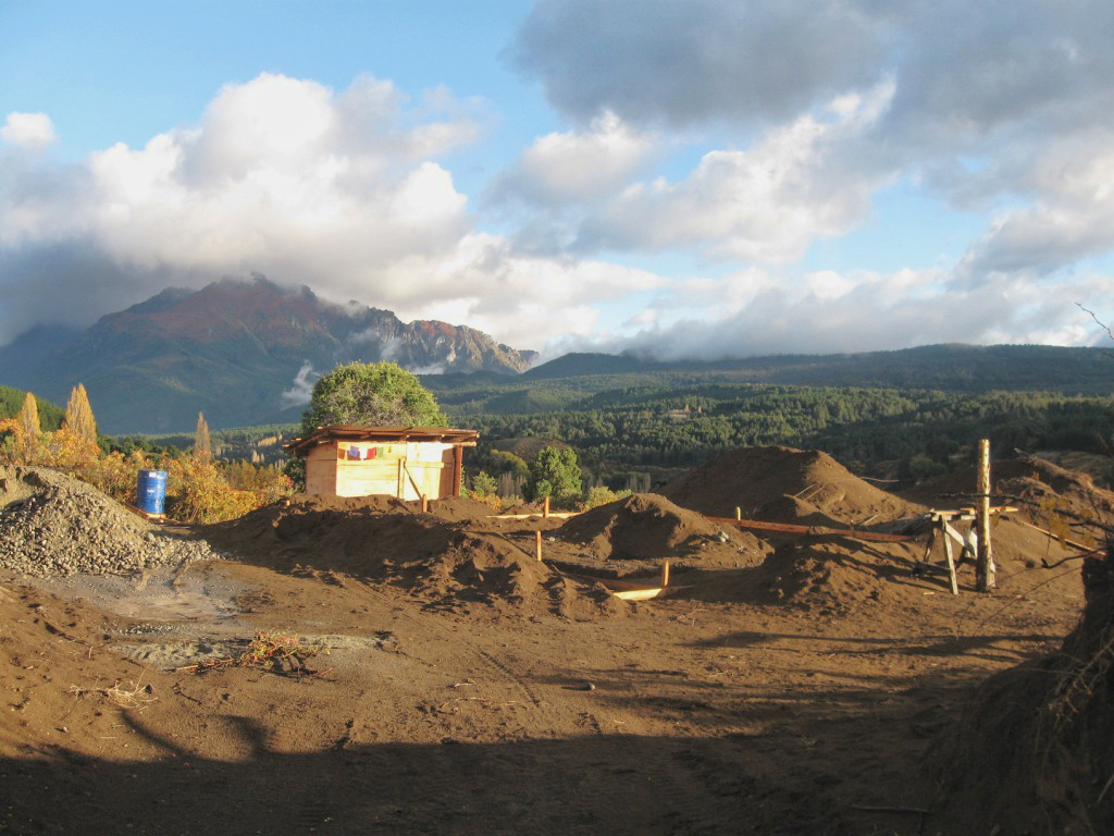 image Stupa Samanthabadra construccion stupa budista argentina epuyen 1