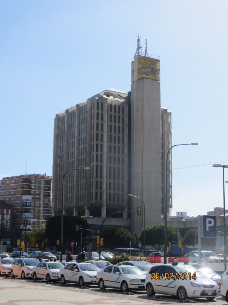 image edificio de Correos de Málaga edificio de correos de malaga 1