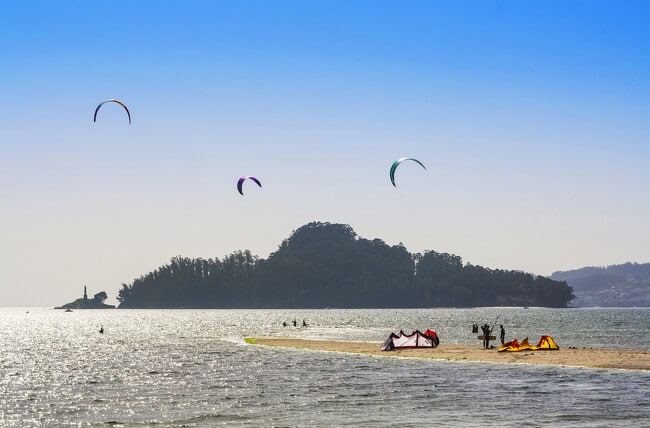 image Isla de Tambo isla tambo galicia 650x428 1