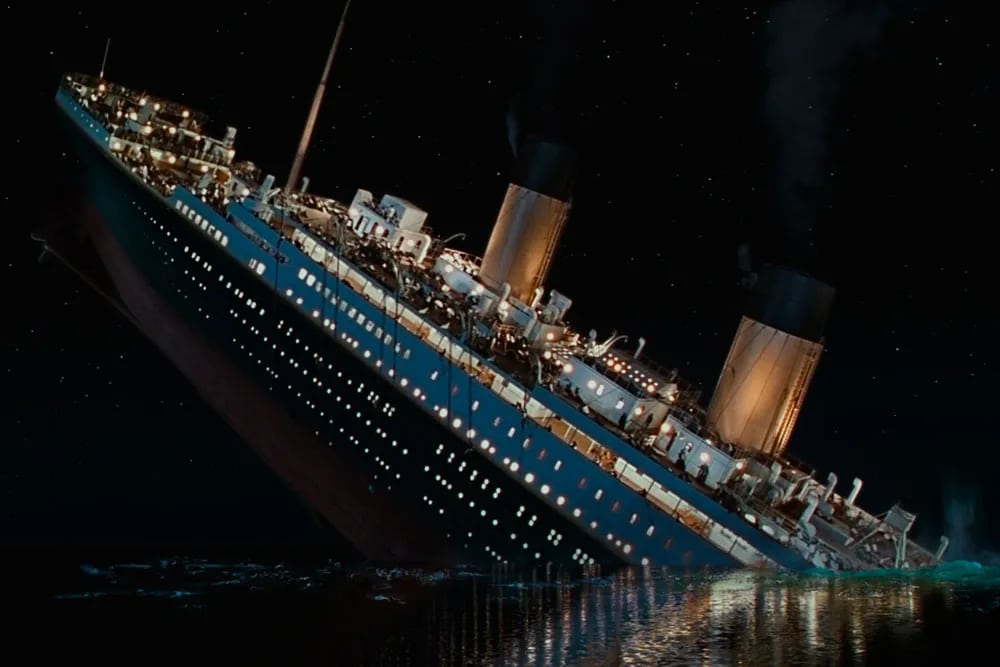 Aseguran que la película del Titanic es una metáfora perfecta de la crisis climática que afecta actualmente a la humanidad