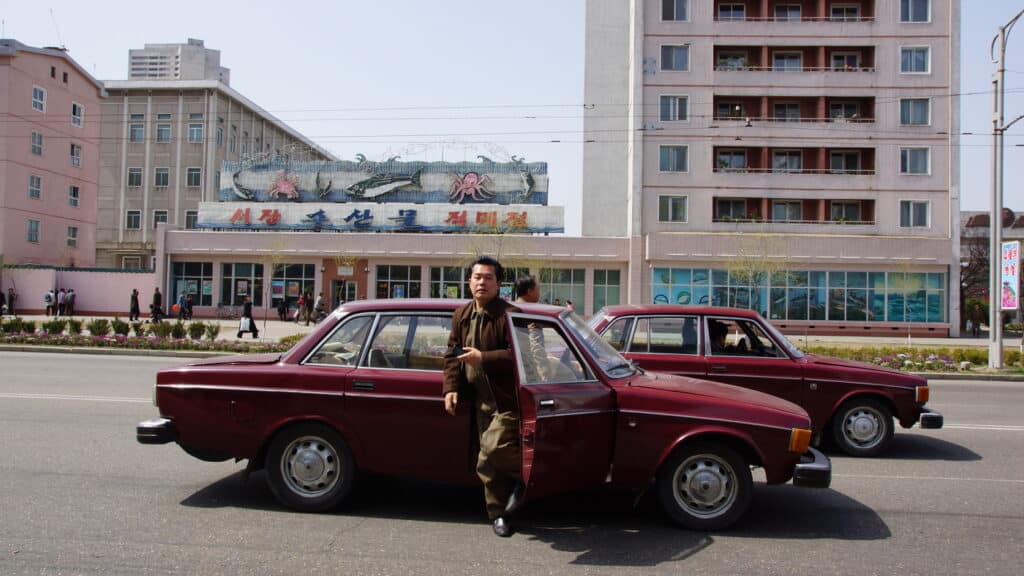 volvo-en-corea-del-norte.jpg