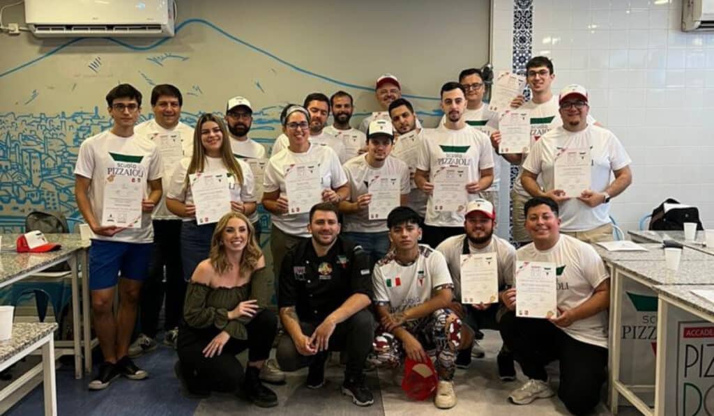 image maestra pizzera De Salerno a Buenos Aires esta maestra pizzera ensena los secretos del estilo napoletano e inspira a otras mujeres a liderar en la gastronomia 3