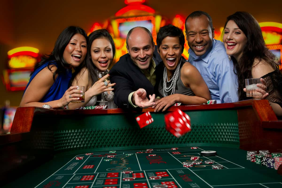 casino-online-dados