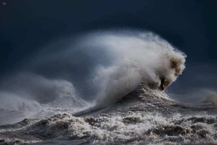 image poseidon wave cody evans 2