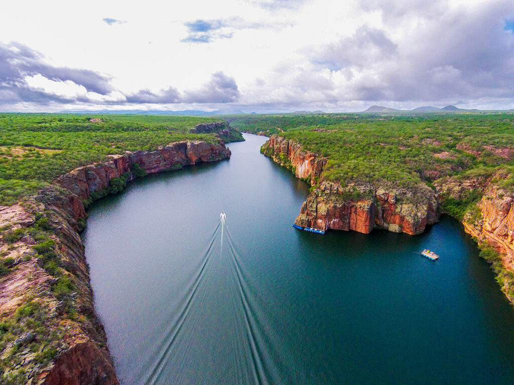 Enoturismo en Brasil: 3 locaciones imperdibles para explorar viñedos, bodegas y paisajes inolvidables