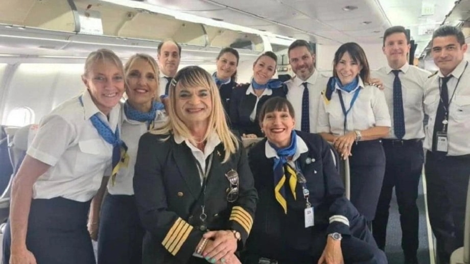 Aerolíneas Argentinas suma su primera pilota trans y marca un hecho histórico en la historia de la aviación nacional