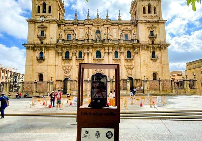 image Ayuntamiento jaen postes selfies turisticas 2