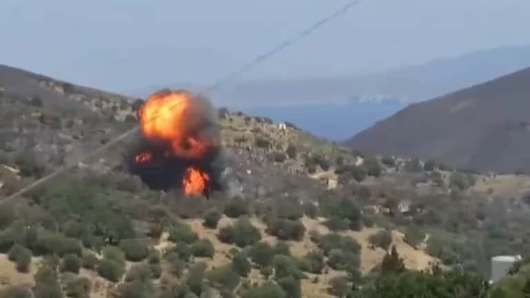 image avión bombero Se estrello un avion bombero que luchaba contra los incendios en Grecia los dos pilotos desaparecidos eran miembros de la Fuerza Aerea local 2