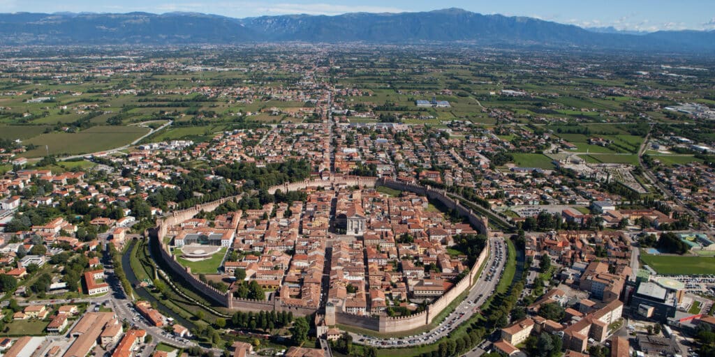 image mejores destinos de Europa para visitar en 2023 cittadella italia 1