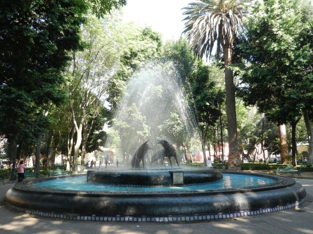 image destinos cercanos a CDMX Jardin del centenario 1