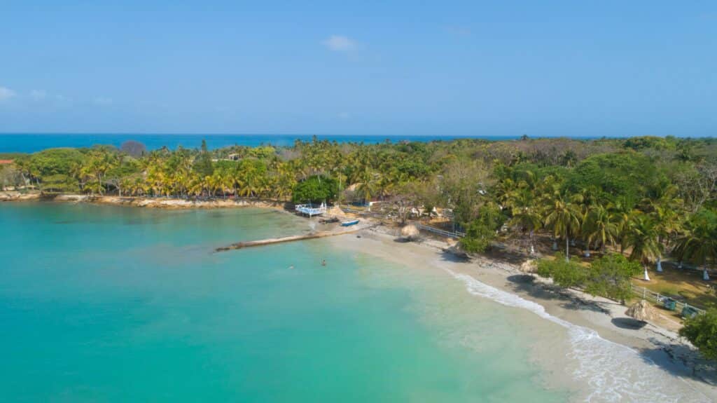 Tesoros para descubrir en el Caribe colombiano: qué hacer en Isla Fuerte, un atractivo al sur del Golfo de Morrosquillo