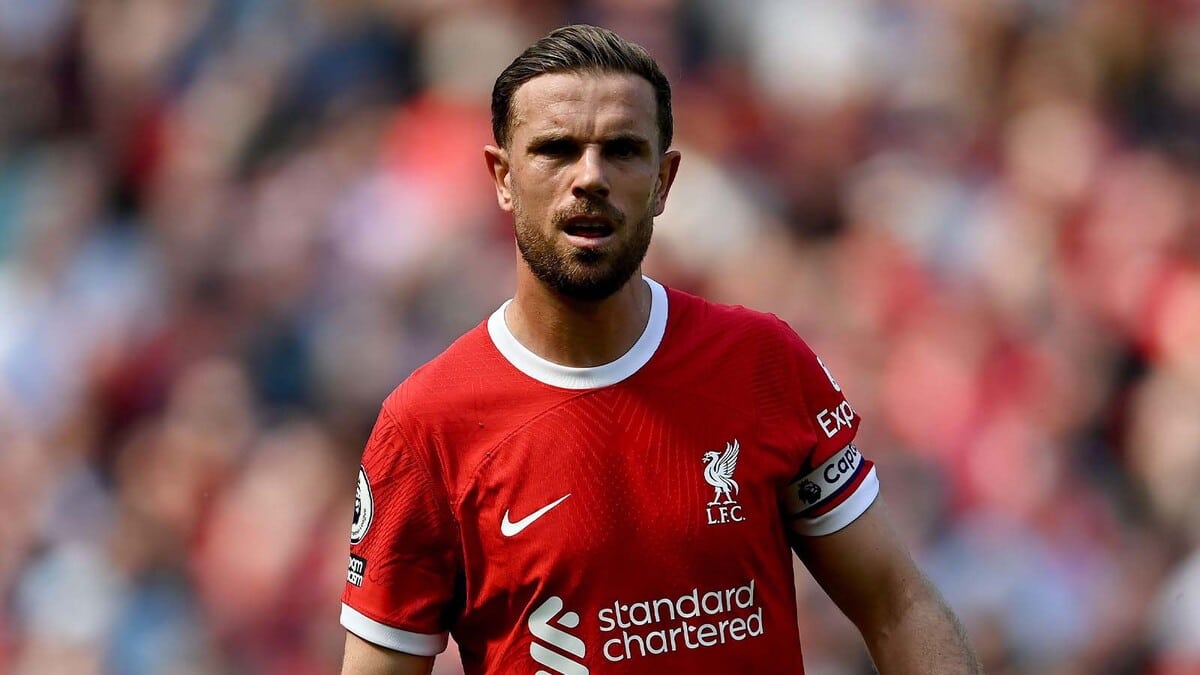 JORDAN_HENDERSON_CERCA_DE_LLEGAR_AL_FU__TBOL_SAUDI__