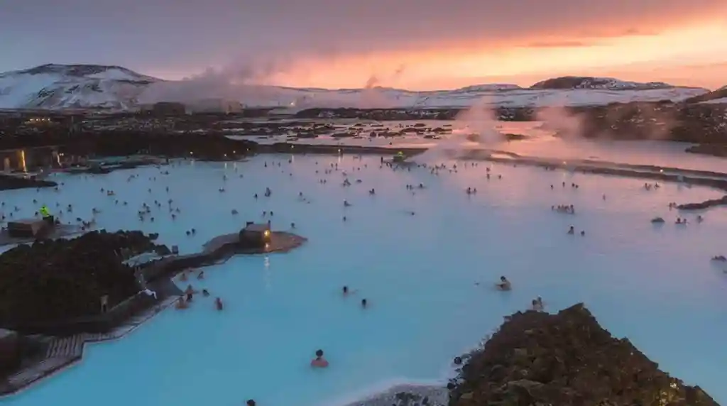 laguna-azul-Islandia-evacuacion