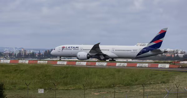 image Sidney latam airlines sydney santiago de chile 2