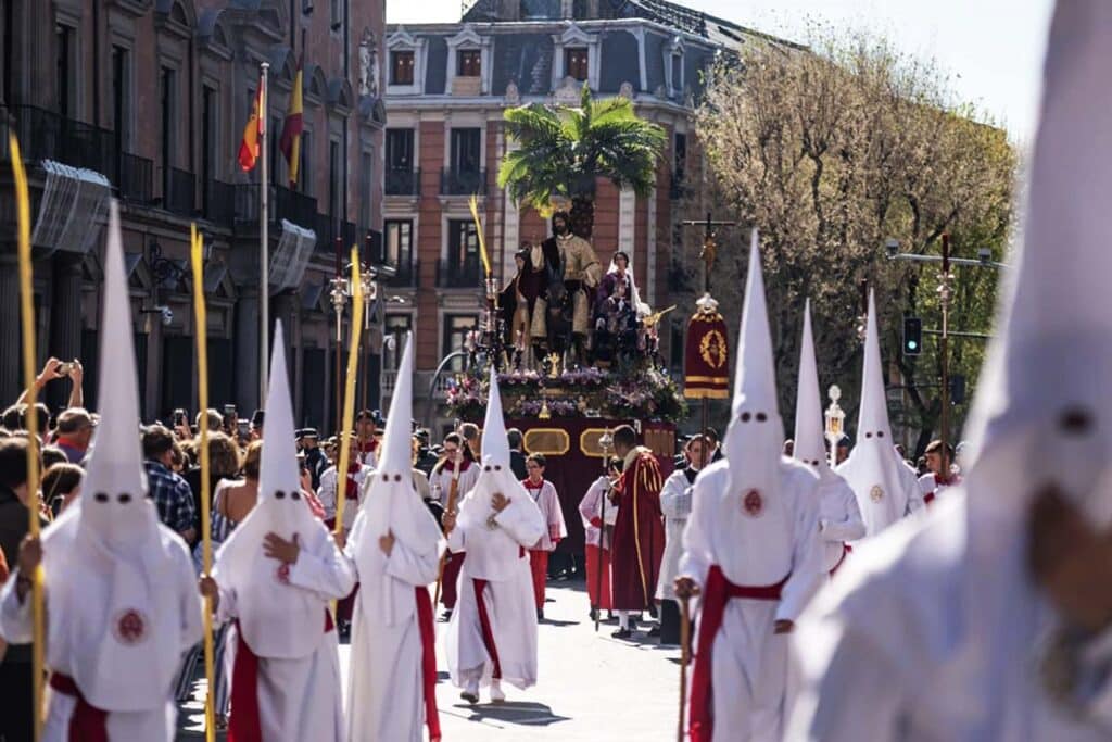 Semana Santa 2024 en Madrid: procesiones, ciclos musicales y platos típicos imperdibles