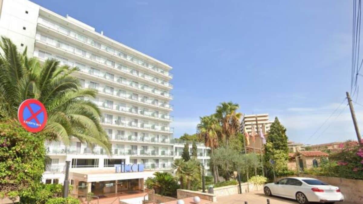 balconing-mallorca-muere-turista-precipitarse-desde-hotel-arenal-1200x675