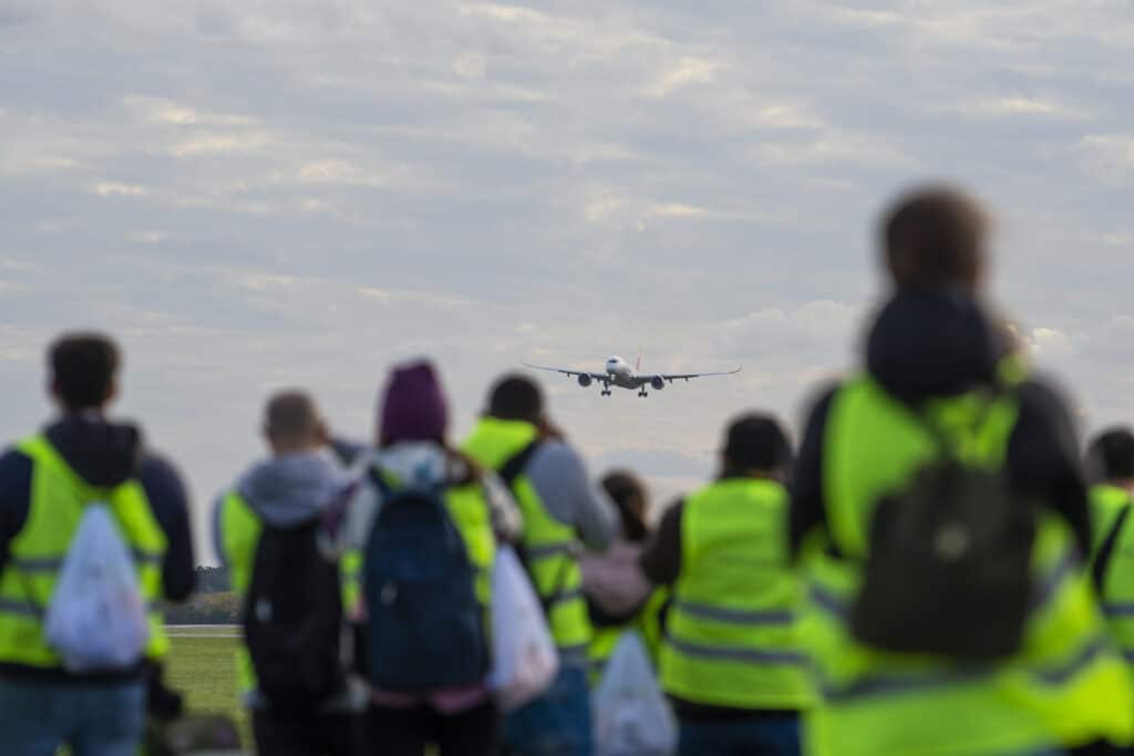 El Aeropuerto Internacional de Ezeiza recibió a los fanáticos de la fotografía de aviones en un nuevo Spotter Day