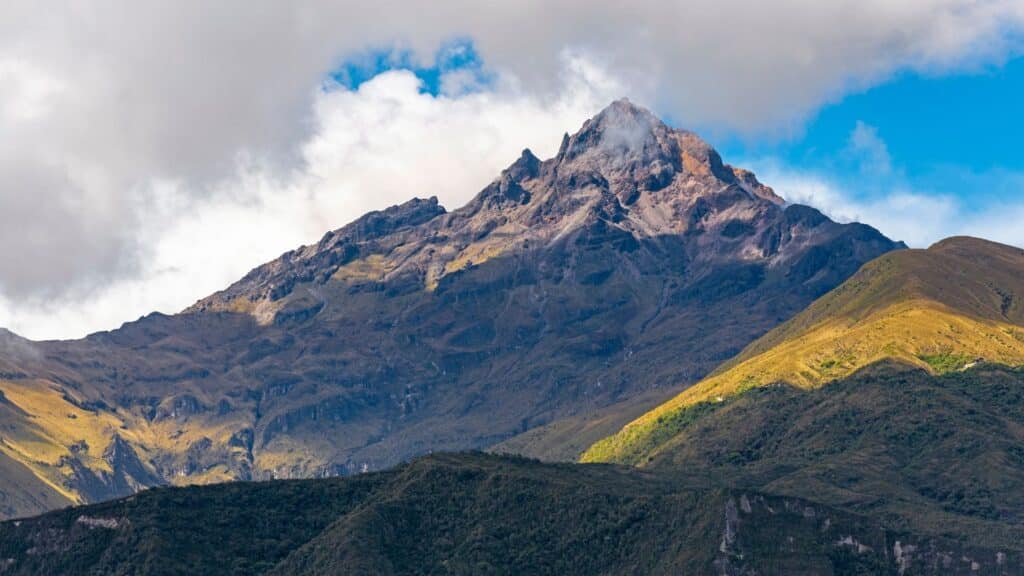 image Quito Cotacachi QUITO