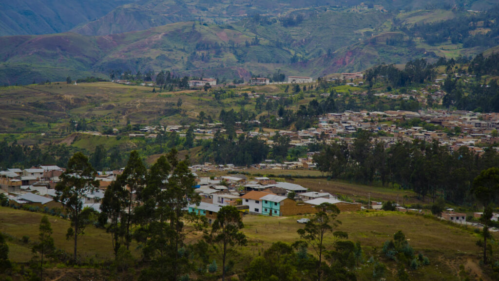 image destinos poco conocidos en América Latina ciudad de chachapoyas