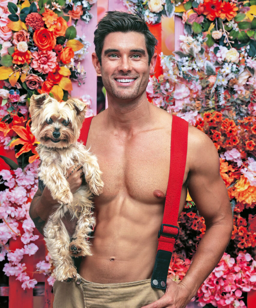 image Calendario de Bomberos de Australia 2025 RICHARD Australian Firefighters DOG Calendar 2025 16