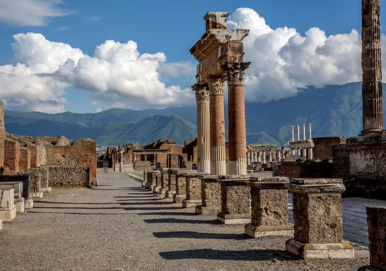 pompeya-limita-cantidad-de-visitantes-diarios-turismo-italia-1