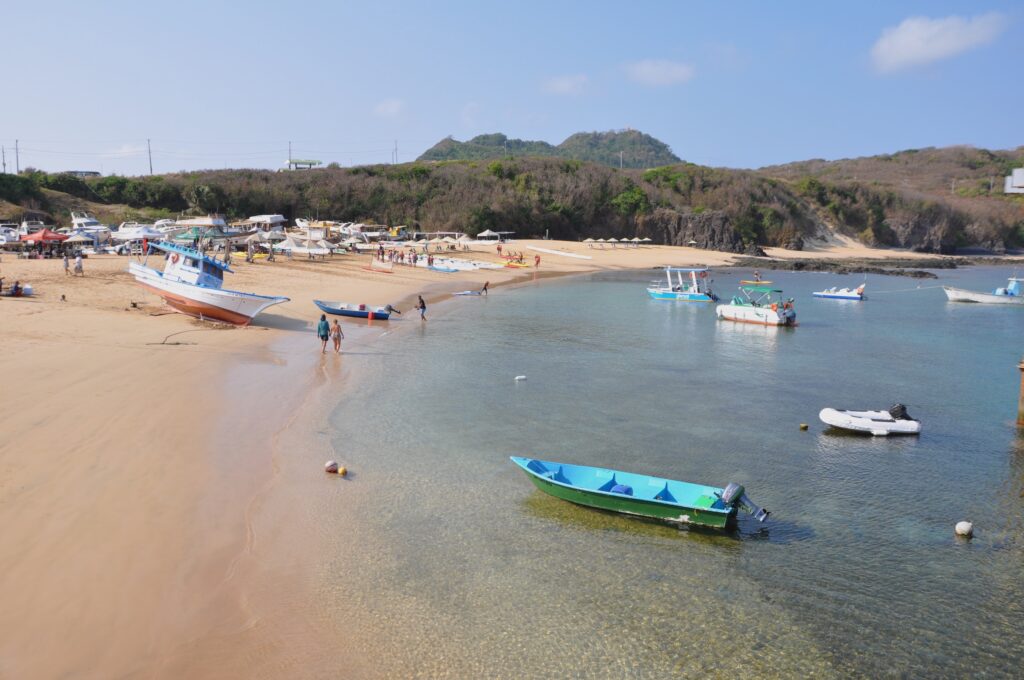 image lugares para bucear en Brasil praia do porto fernando do noronha 1