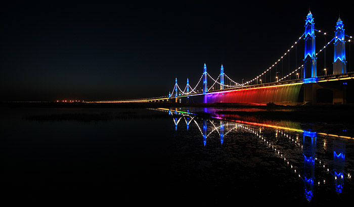 masthead-Philips-Lighting_Binhe-Yellow-River-Bridge-at-night-S