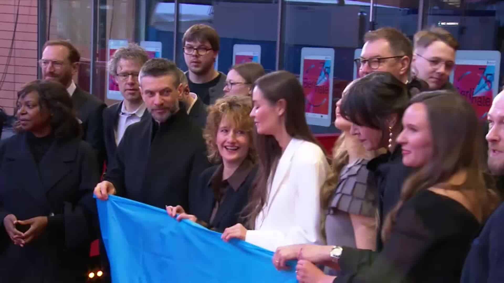Timestamp-de-Ucrania-brilla-en-la-alfombra-roja-de-Berlinale-intriper.jpg