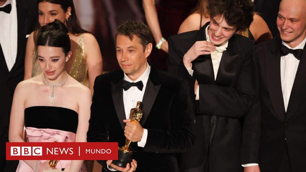 Anora-la-pelicula-ganadora-del-Oscar-que-conquisto-con-su-historia-intriper.jpg