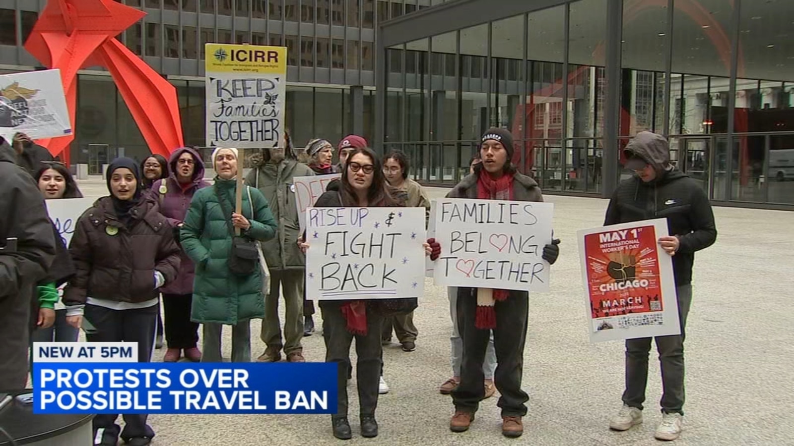 Manifestantes-en-Chicago-rechazan-posible-veto-migratorio-de-Trump-intriper.jpg