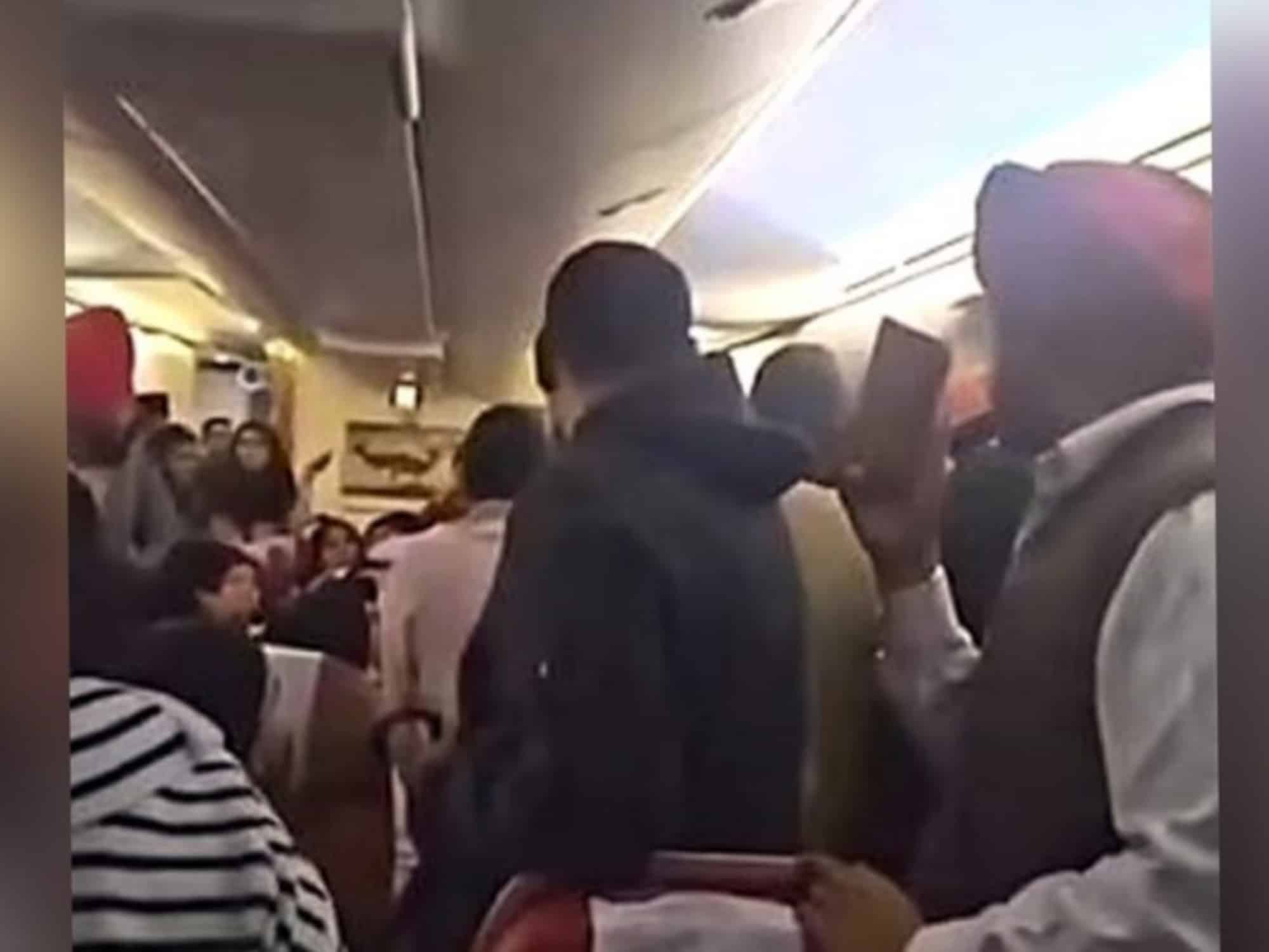 eploSEQ4R_2000x1500__1