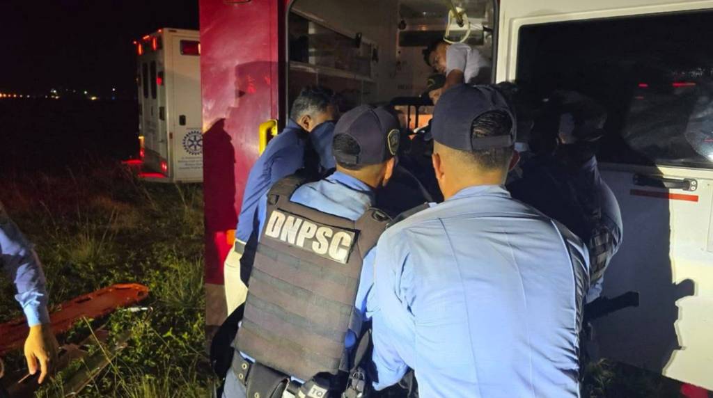 Tragedia en el Caribe: Avión con 17 personas cae al mar frente a Honduras image image 56