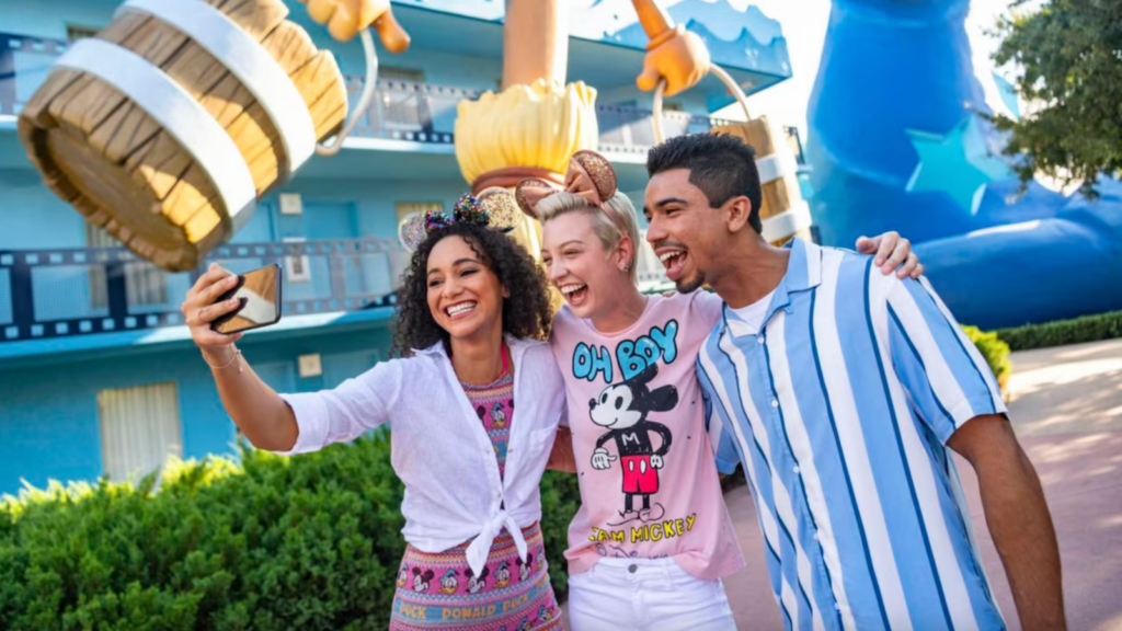 Disney rompe su propia regla y abre por primera vez un área solo para adultos image image 59