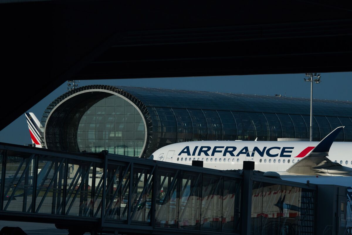 Air-France-se-prepara-ante-caida-de-demanda-por-nuevos-aranceles-intriper.jpg