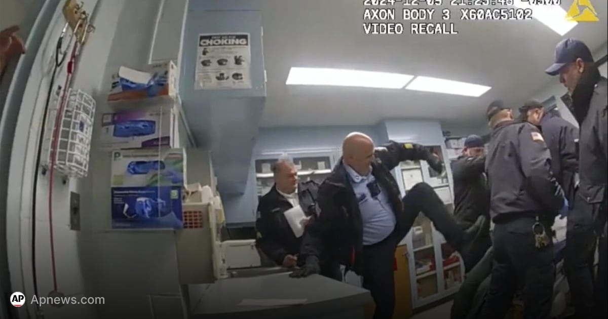 Guardia-de-prision-en-Nueva-York-admite-limpiar-sangre-de-recluso-asesinado-intriper.jpg