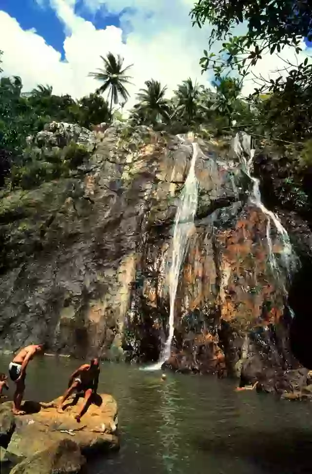 Turista británico sufre accidente devastador en Tailandia y queda atrapado con una deuda de 125,000 dólares image resize